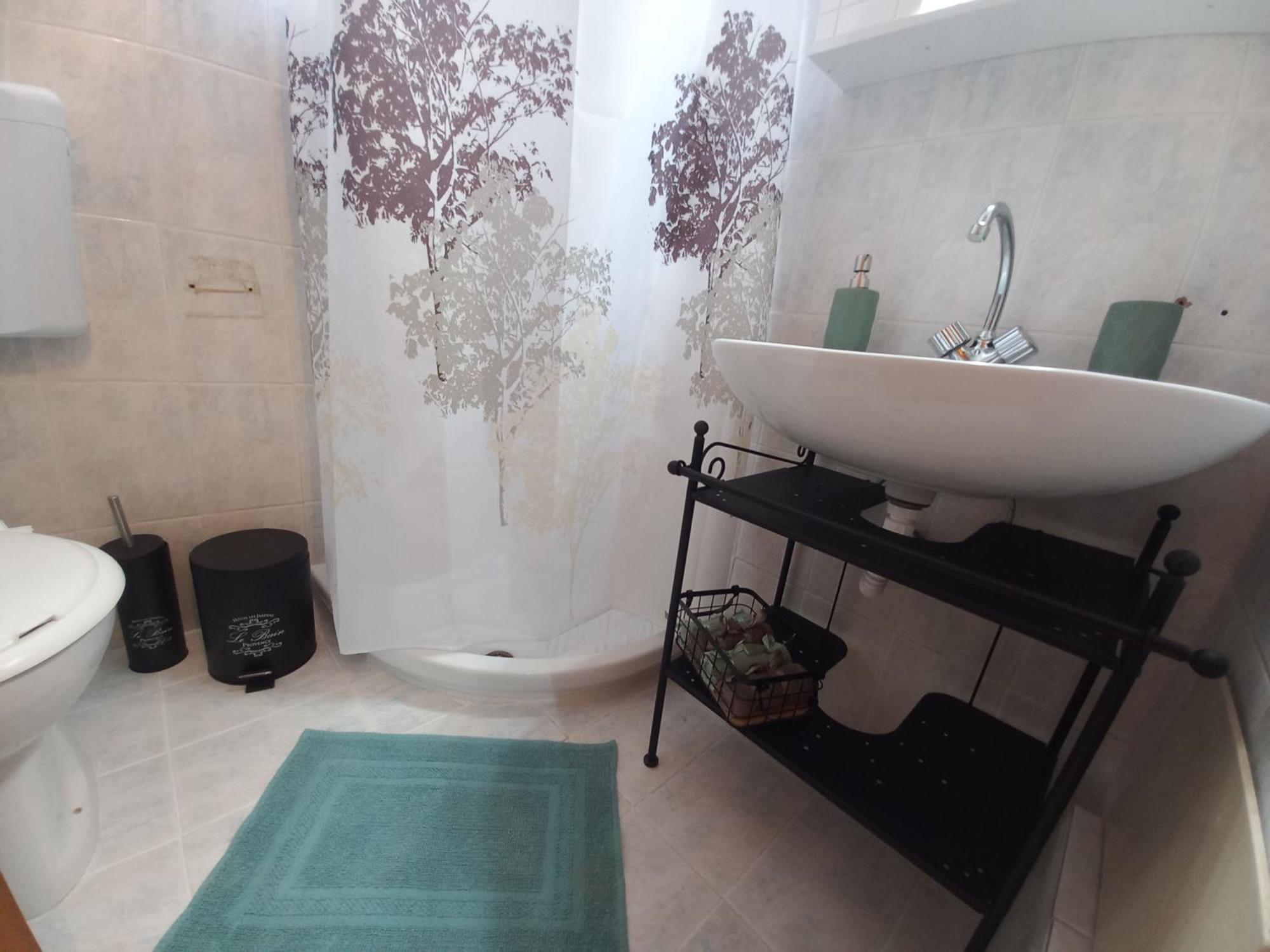 Triζin Apartment Galatas  Exterior photo